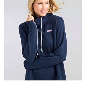 Vineyard vines funnel neck shep shirt